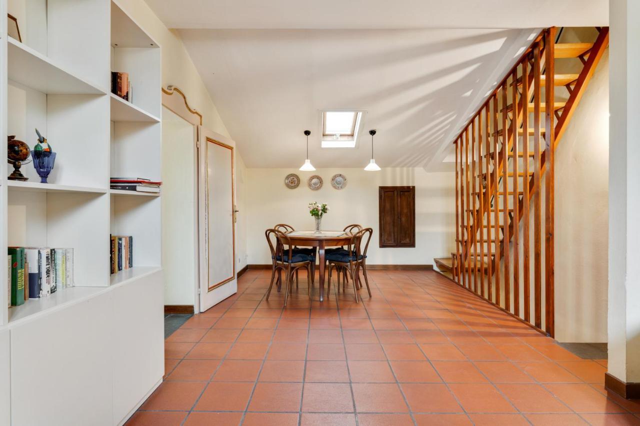 شقة Terrazza San Michele - Affitti Brevi Italia لوكا المظهر الخارجي الصورة